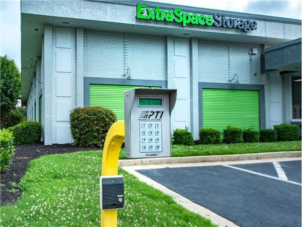 Extra Space Storage - 1304 - Atlanta - Cheshire Bridge Rd NE - 2489 Cheshire Bridge Road