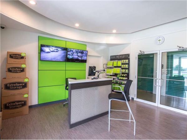 Extra Space Storage - 1304 - Atlanta - Cheshire Bridge Rd NE - 2489 Cheshire Bridge Road
