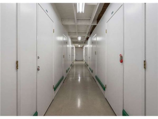 Extra Space Storage - 0135 - Campbell - West Sunnyoaks Ave - 241 West Sunnyoaks Avenue