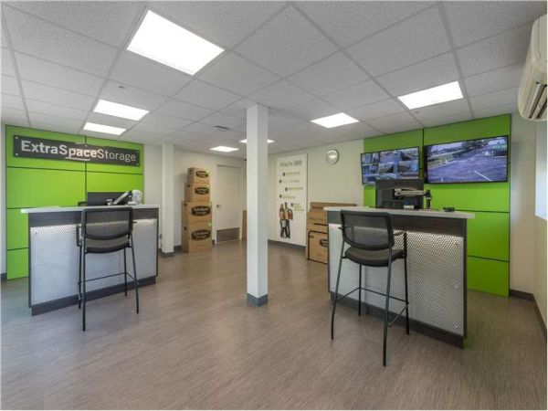 Extra Space Storage - 0195 - King of Prussia - S Gulph Rd - 282 South Gulph Road