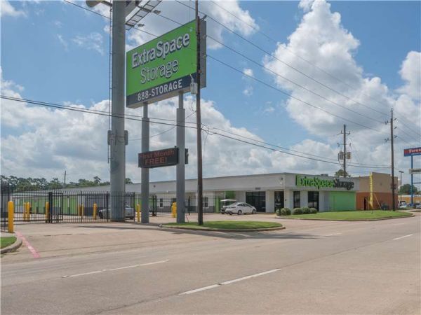 Extra Space Storage - 0306 - Spring - I-45 North - 25690 West Interstate 45 Service Road
