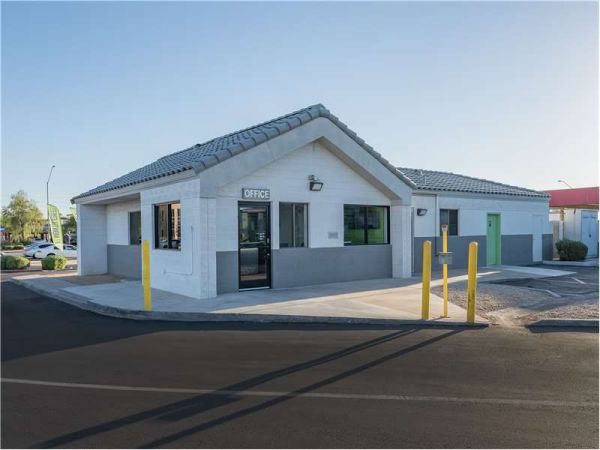 Extra Space Storage - 0338 - Phoenix - East Bell Rd - 3770 East Bell Road