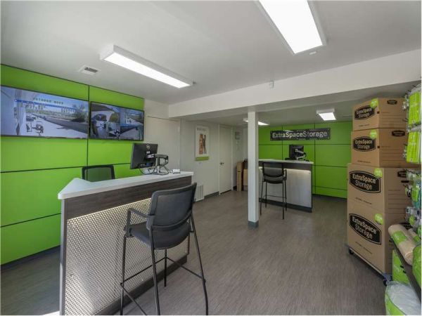 Extra Space Storage - 0415 - Lakewood - W Mississippi Ave - 6301 West Mississippi Avenue