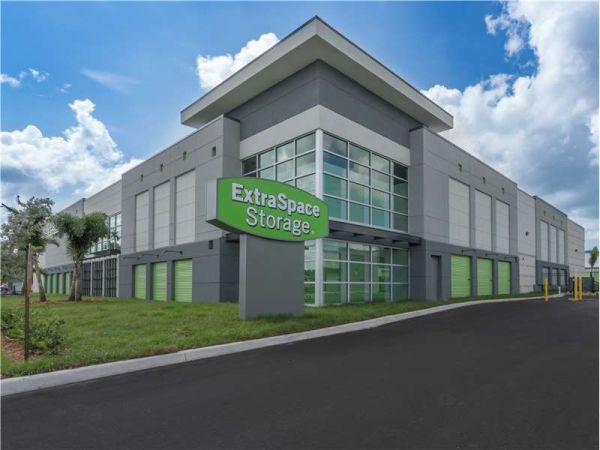 Extra Space Storage - 8187 - Seminole - Seminole Blvd - 6780 Seminole Boulevard