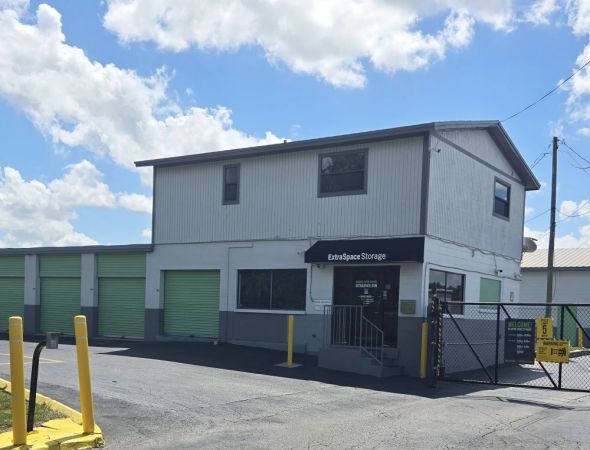 Extra Space Storage - 8254 - Land O Lakes - Lake Patience Rd - 21338 Lake Patience Road