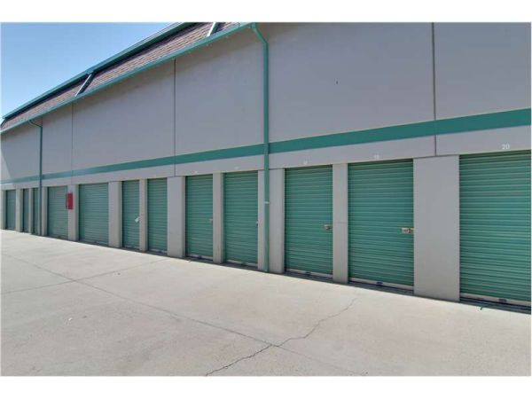 Extra Space Storage - 8310 - San Bernardino - E Mill St - 875 East Mill Street
