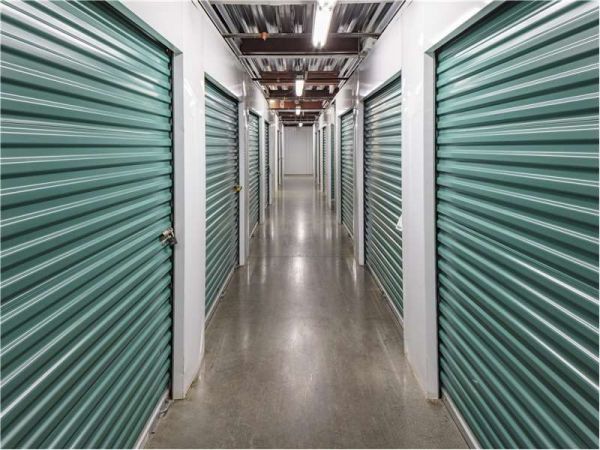 Extra Space Storage - 8290 - Capitol Heights - Eastern Ave - 1423 Eastern Avenue Northeast