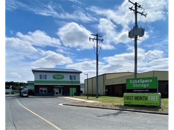 Extra Space Storage - 1583 - Chesapeake - Woodlake Dr - 659 Woodlake Drive