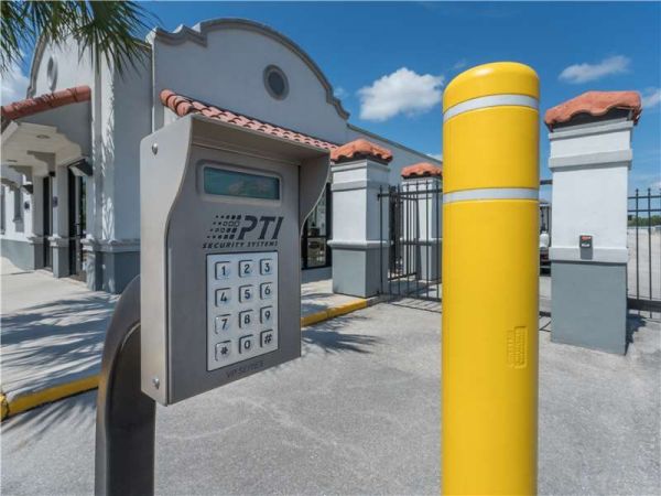Extra Space Storage - 8460 - Kissimmee - Pleasant Hill Rd - 4390 Pleasant Hill Road