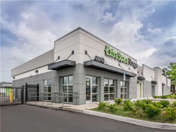 Extra Space Storage - 8463 - Sarasota - Washington Blvd - 2251 North Washington Boulevard