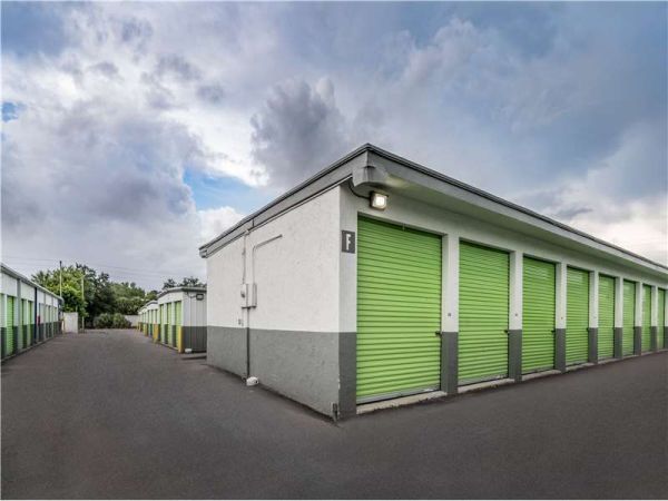 Extra Space Storage - 8463 - Sarasota - Washington Blvd - 2251 North Washington Boulevard