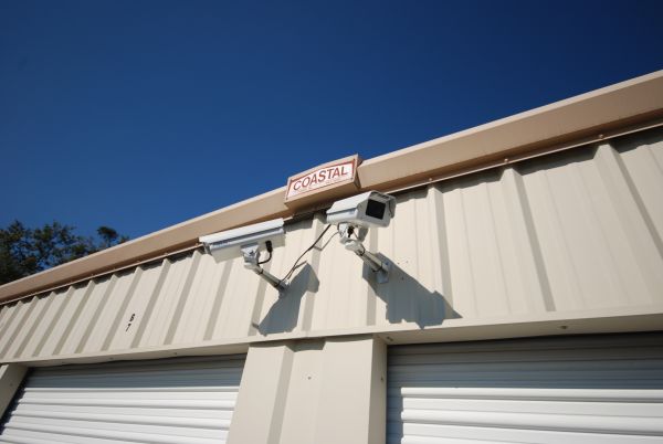 Azalea Avenue Self Storage - 114 East Azalea Avenue