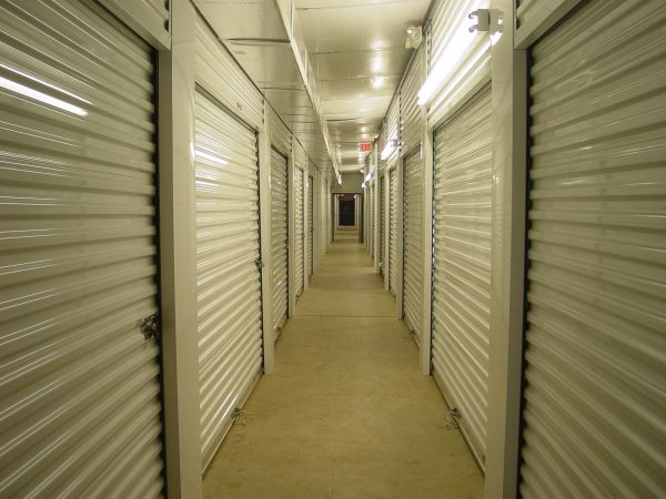 Azalea Avenue Self Storage - 114 East Azalea Avenue