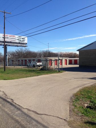 254-Storage 107 - 505 E Highway 84
