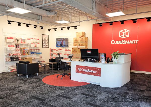 CubeSmart Self Storage - Arlington - 2645 Shirlington Rd - 2645 Shirlington Road