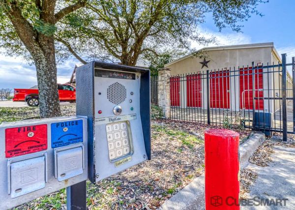 CubeSmart Self Storage - Tyler - 5701 Old Bullard Rd - 5701 Old Bullard Rd