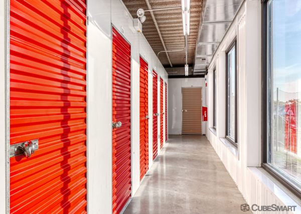 CubeSmart Self Storage - Maywood - 101 S 1st Ave