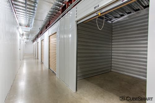 CubeSmart Self Storage - Dallas - 2711 Cedar Springs Road - 2711 Cedar Springs Road