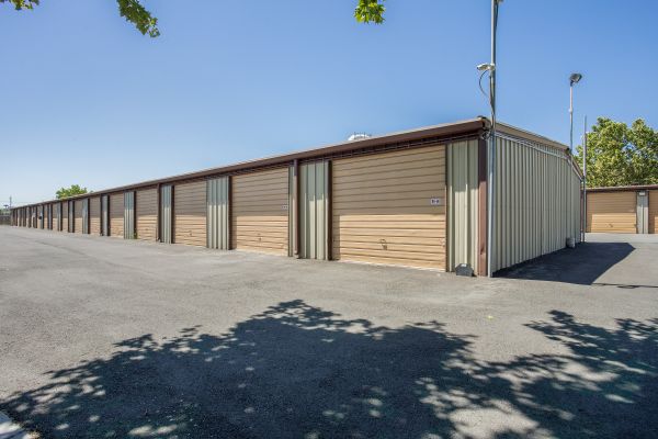 Diablo Mini Storage - 8265 Brentwood Boulevard