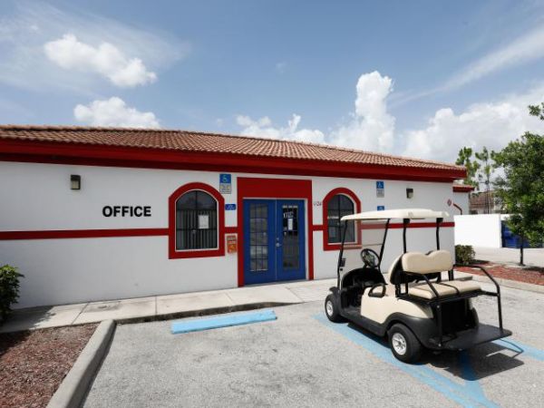 Storage Rentals of America - Lehigh Acres - 1124 Village Lakes Boulevard