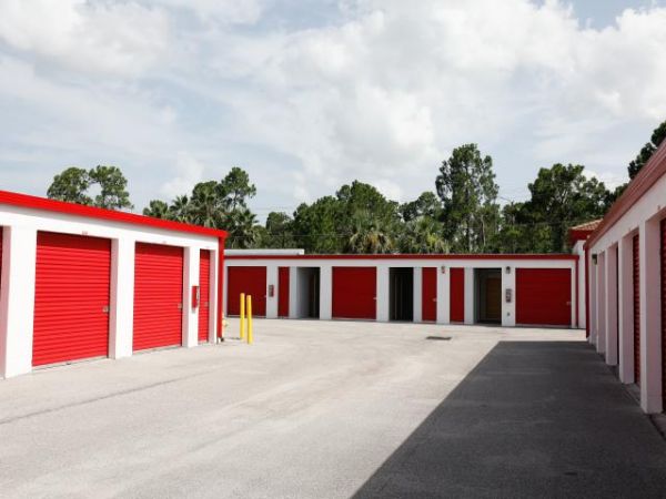 Storage Rentals of America - Lehigh Acres - 1124 Village Lakes Boulevard