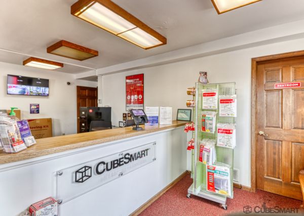 CubeSmart Self Storage - Crystal Lake - 7209 Teckler Boulevard