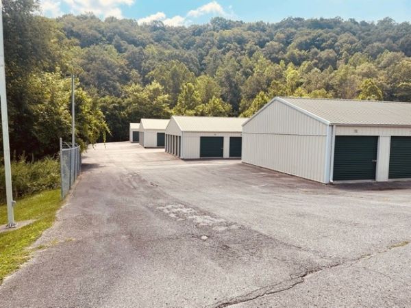 Storage Rentals of America - Paintsville - 163 Brooks Conley Road