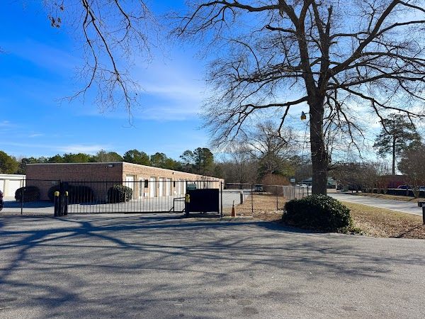 Tri Star Storage Greenville - 3413 Tupper Drive