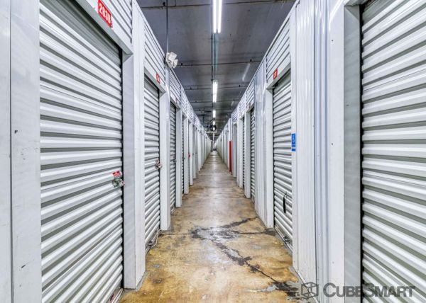 CubeSmart Self Storage - Ridgefield - 552 Grand Avenue