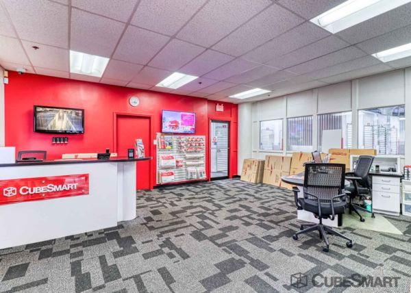 CubeSmart Self Storage - Ridgefield - 552 Grand Avenue