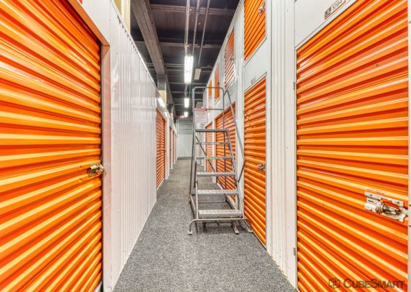 CubeSmart Self Storage - Bronx - 395 Brook Ave - 395 Brook Ave