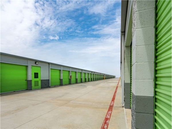 Extra Space Storage - 1669 - Lake Forest - Baffin Bay Dr - 25650 Baffin Bay Drive