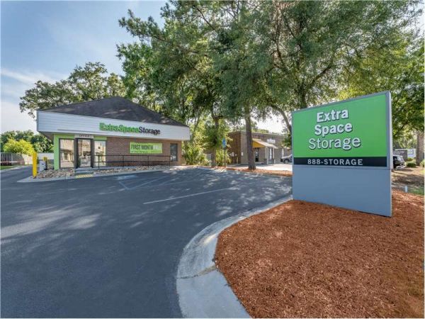 Extra Space Storage - 1749 - Mt Pleasant - Bowman Rd - 1117 Bowman Road