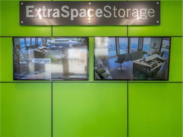 Extra Space Storage - 1749 - Mt Pleasant - Bowman Rd - 1117 Bowman Road