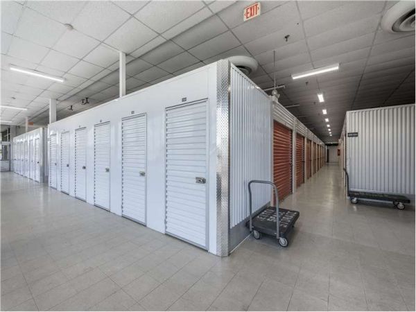 Extra Space Storage - 1755 - North Charleston - Rivers Ave - 8850 Rivers Avenue