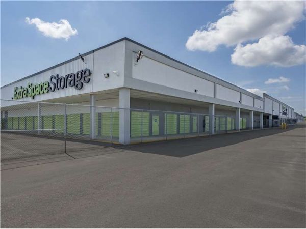 Extra Space Storage - 1755 - North Charleston - Rivers Ave - 8850 Rivers Avenue