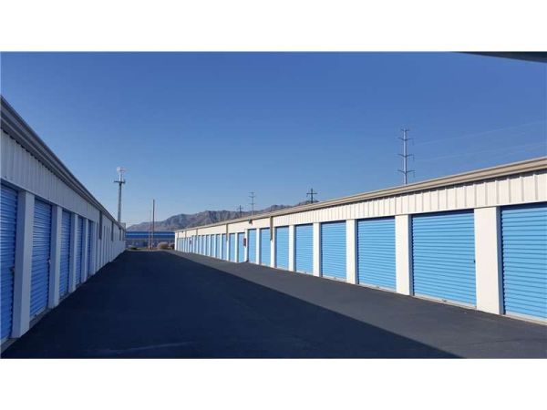 Extra Space Storage - 1768 - El Paso - Dyer St - 9191 Dyer Street