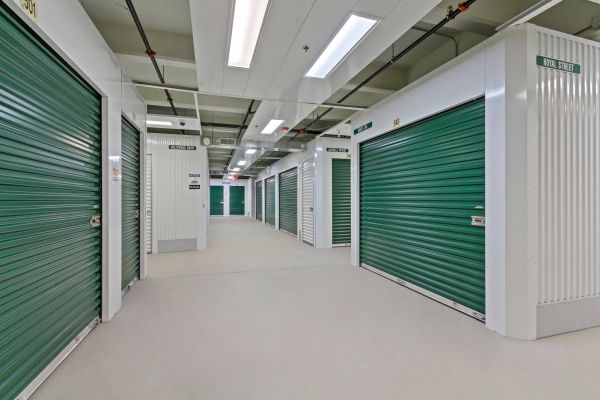 Prime Storage - East York - 2611 E Market St