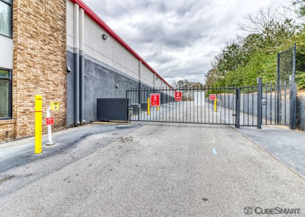 CubeSmart Self Storage - Lithia Springs - 1636 Lee Road - 1636 Lee Road
