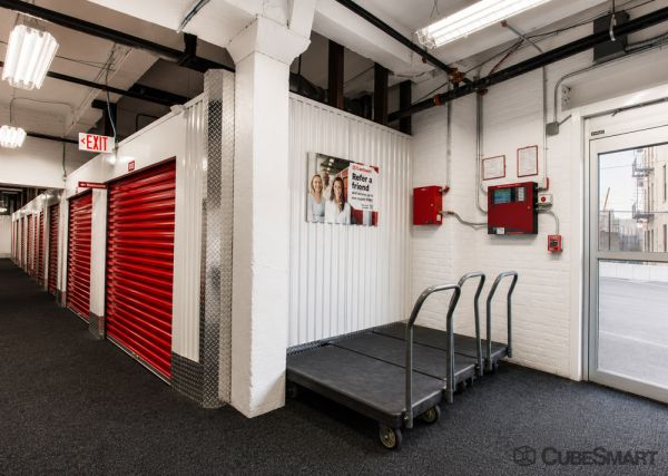 CubeSmart Self Storage - Brooklyn - 1151 E New York Ave - 1151 E New York Ave
