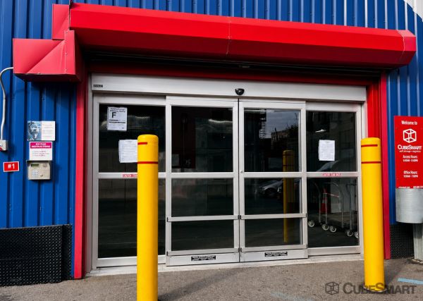 CubeSmart Self Storage - Brooklyn - 1151 E New York Ave - 1151 E New York Ave