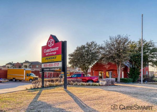 CubeSmart Self Storage - Lewisville - 900 West Round Grove Road - 900 West Round Grove Road