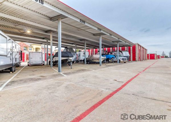 CubeSmart Self Storage - Lewisville - 900 West Round Grove Road - 900 West Round Grove Road