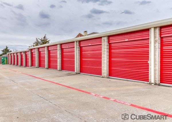 CubeSmart Self Storage - Lewisville - 900 West Round Grove Road - 900 West Round Grove Road