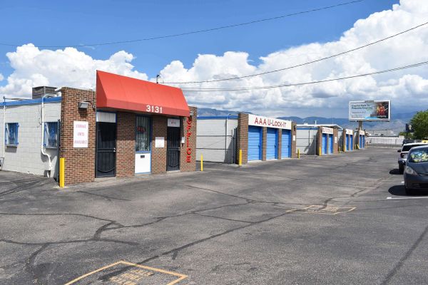 AAA U-Lock-It Self Storage - 3131 - 3131 Candelaria Road Northeast