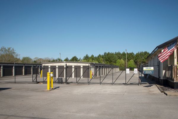 Store Here - Lanett - 4034 32nd Street Southwest