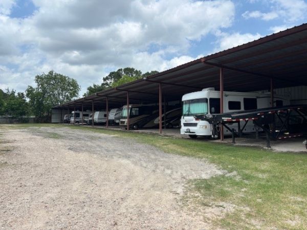 Huffmeister RV/Boat Storage - 14024 Schmidt Street
