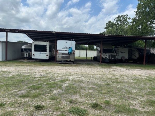 Huffmeister RV/Boat Storage - 14024 Schmidt Street