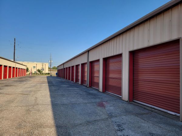 Perry Road Storage - 13635 Perry Road