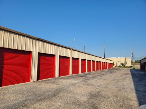 Perry Road Storage - 13635 Perry Road